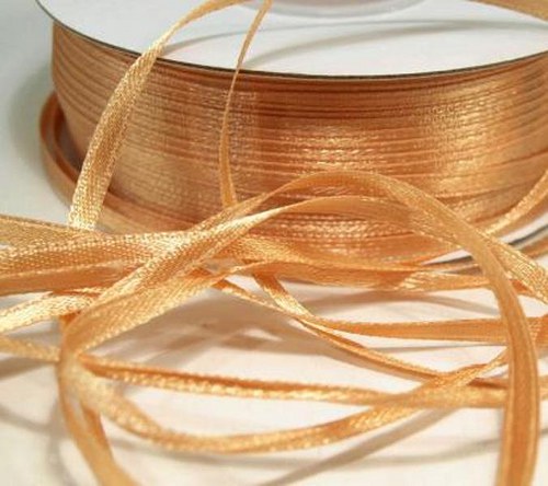 Atlasová stuha 3 mm (5 m) - barva č. 8