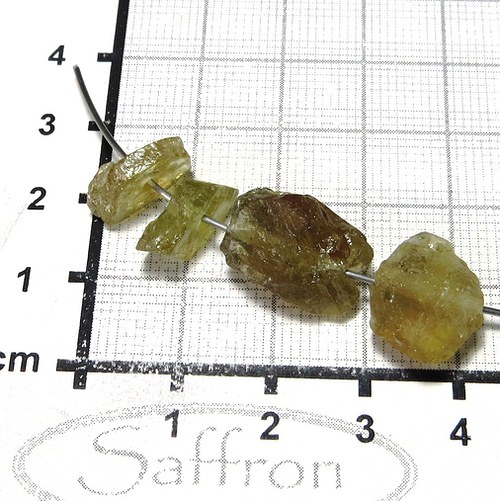 Vrtaný surový Apatit Tanzánie set č.22 — foto 1