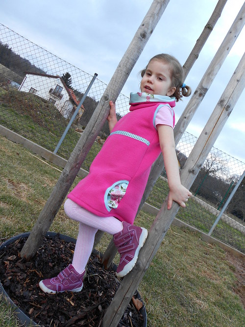 Jarní šaty - růžová s blankytně modrou — foto 1