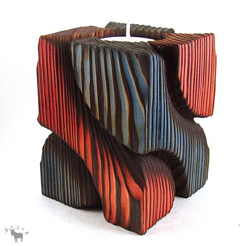 Dřevěný svícen — foto 1