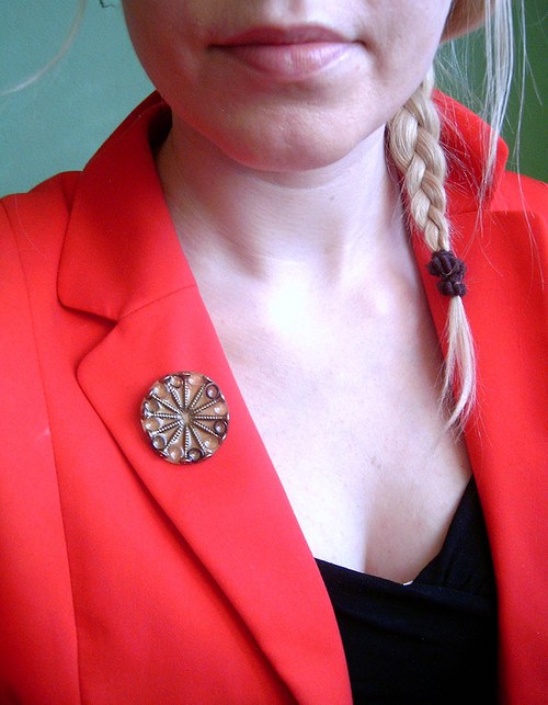 Kruhová brož Arhena — foto 1