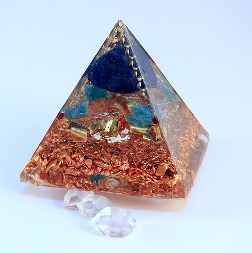 Orgonit Pyramida *OBJ* Lapisová — foto 1