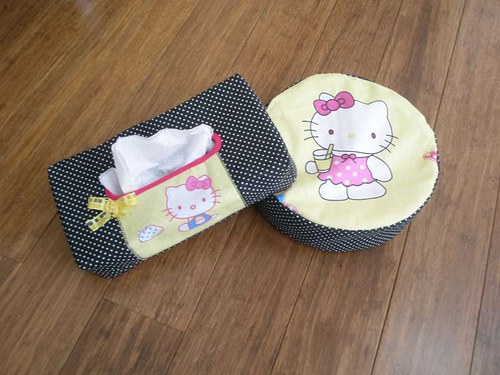 Obal na krabičku kapesníků - Hello Kitty — foto 1