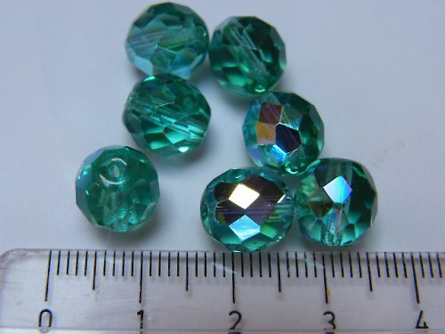 Broušené perle - tmavě zelená +pokov — foto 1