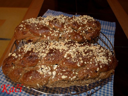 Špaldová vánočka s brusinkami — foto 1
