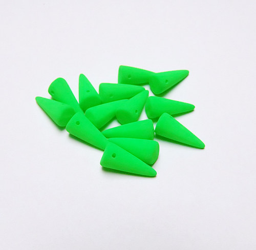 Neonové spiky 6 x 14mm - zelené — foto 1