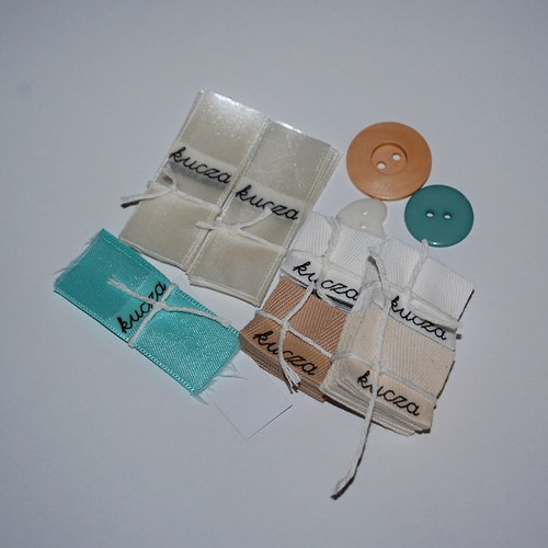 Etikety — foto 1