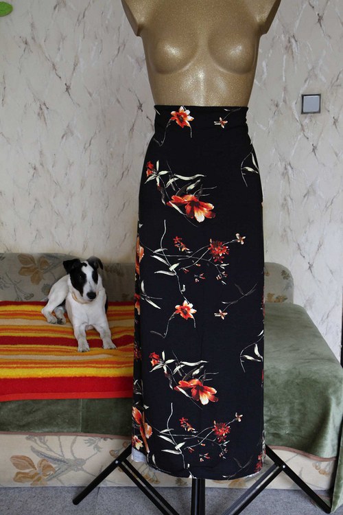 Sukně — foto 1