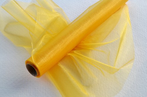 Organza žlutooranžová neobroubená (barva č. 20)