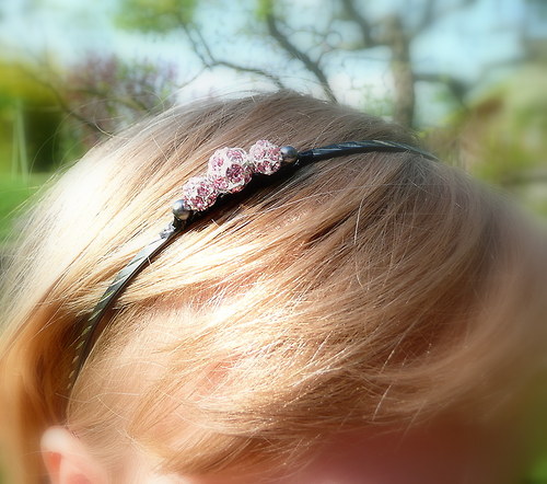 Čelenka :" Little pink " — foto 1