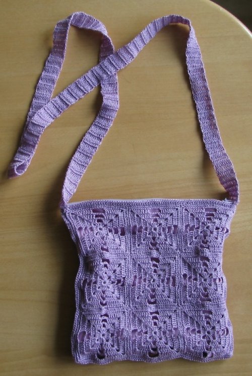 Fialová kabelka — foto 1