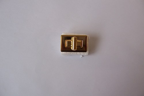 Otočný uzávěr 027 zlatý — foto 1