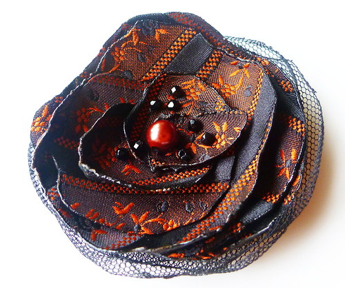 ...na černém podnose..folkloreček... — foto 1