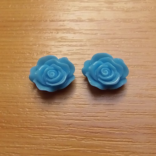 Růže - kabošon - 13 x 5mm