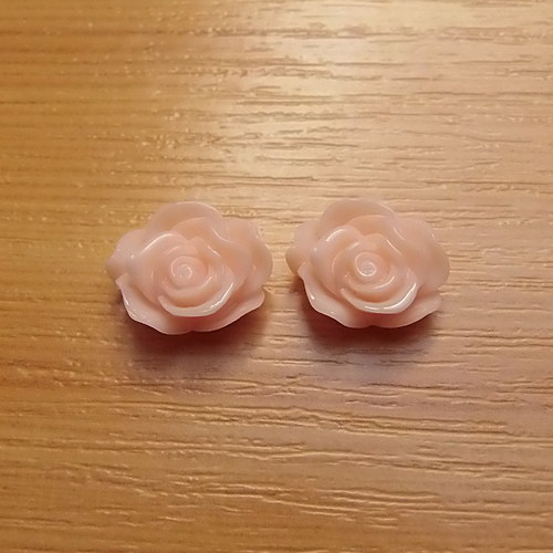 Růže - kabošon - 13 x 5 mm — foto 1