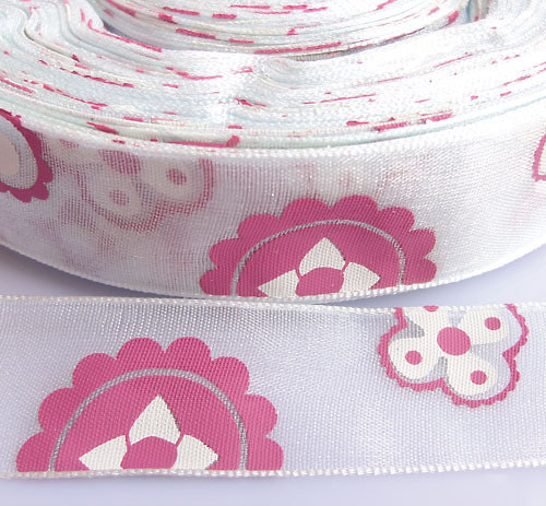 Stuha organza s ornamentem