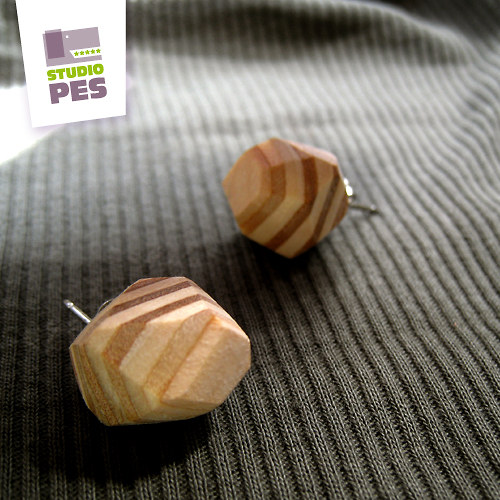 NÁUŠNICE Wood 01 — foto 1