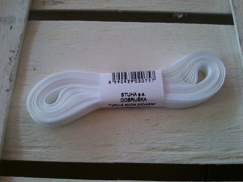 Taftová stuha 0,6 cm 10 m - bílá