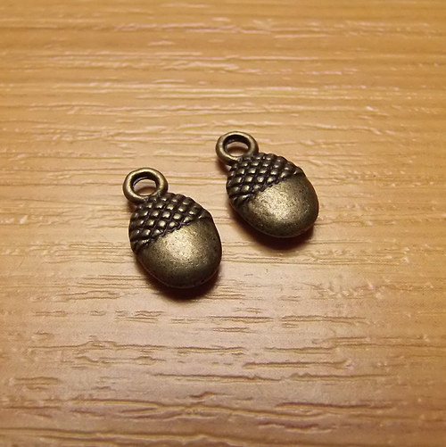 Žalud - starobronz - 12 x 7mm