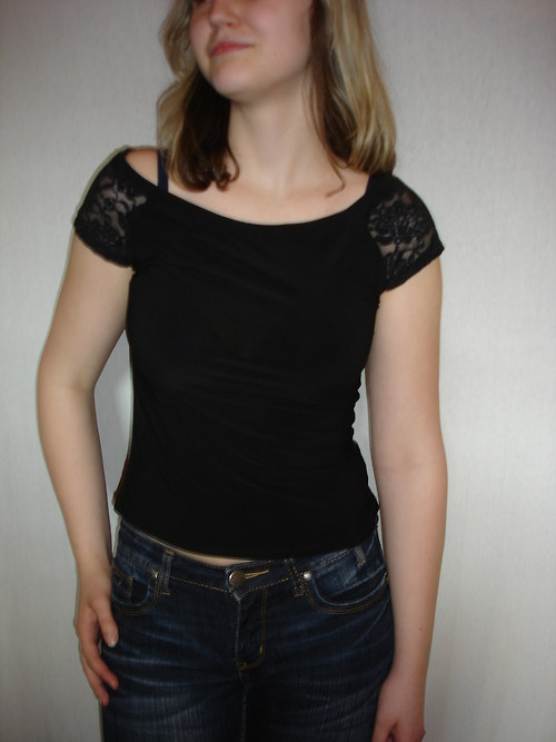 Triko Carmen vel.36/38 — foto 1