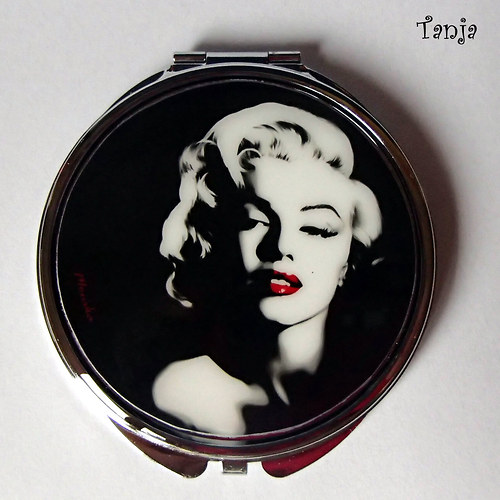 Zrcátko na přání 2 - Marilyn Monroe — foto 1
