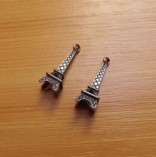 Eiffelovka - starostříbro - 24mm x 8mm - 2 kusy