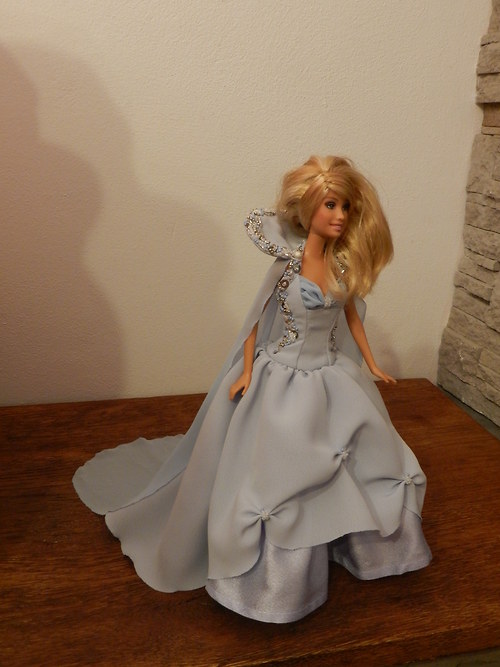 Šatičky pro Barbie — foto 1