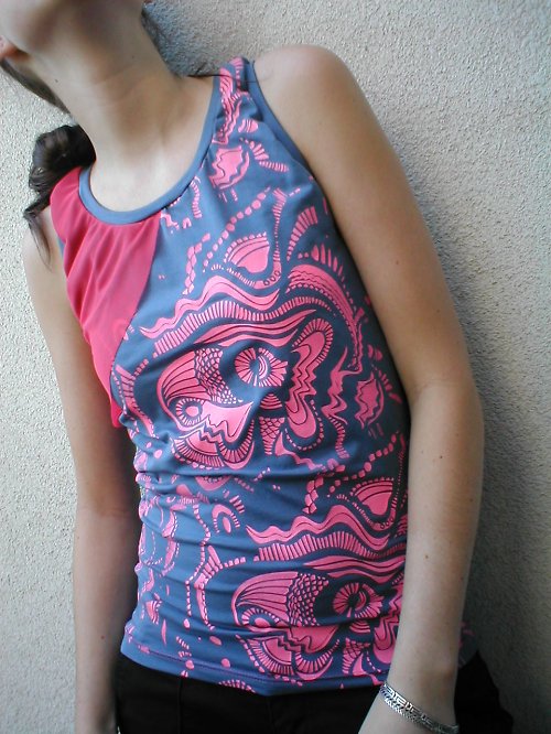 Tričko — foto 1