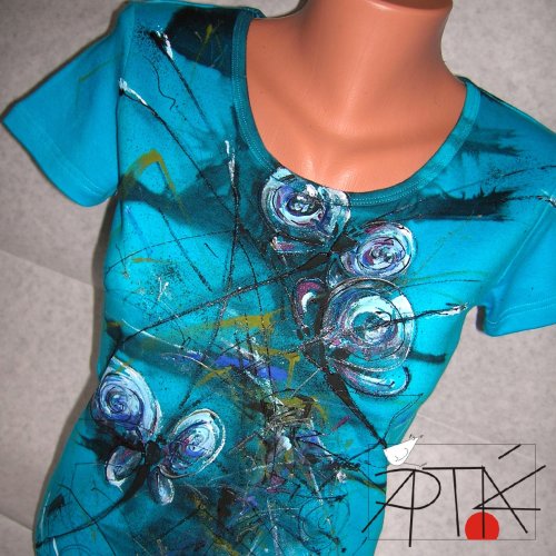 Triko "MOTÝLCI", M, rezervace — foto 1