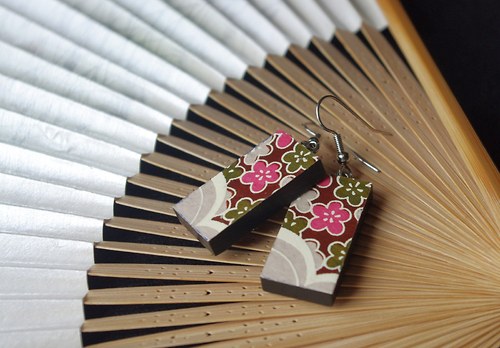 Krásky z Japonska "Reina" (Zvuk klenotů)