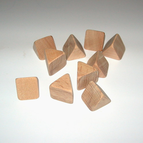Dřevěné kostky šikmé 2x2x2,3 — foto 1