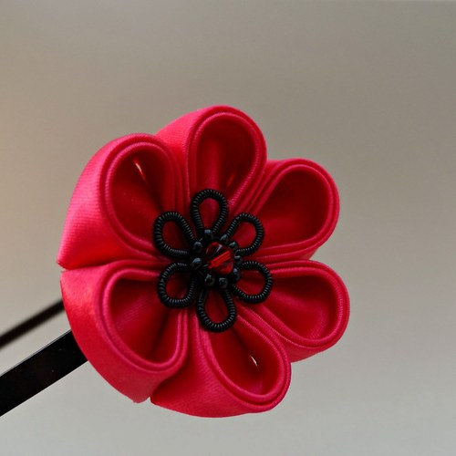 Kanzashi čelenka Keshi — foto 1