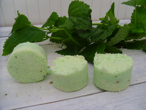 Bath bombs - špalíček, meduňkový — foto 1