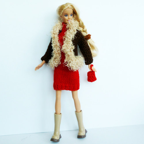 Appealing Barbie (s botami) — foto 1