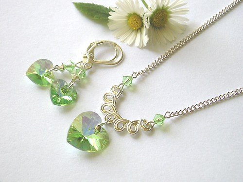 Swarovski sada Peridot AB ( 10 +14 )