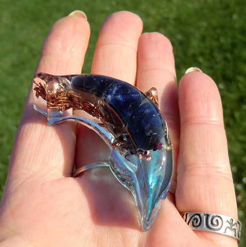 Orgonit *Amulet 3* Delfínek se Sodalitem — foto 1