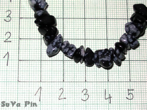 Obsidián vločkový zlomky ;18 cm