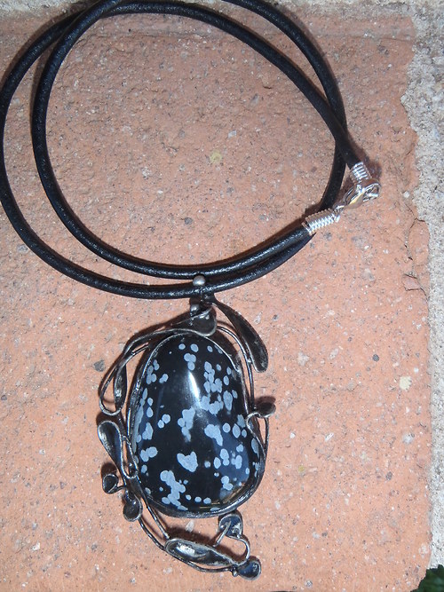 Obsidiánová fazole — foto 1