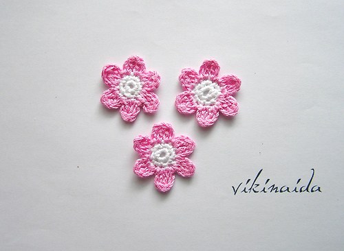 Háčkované kytičky — foto 1