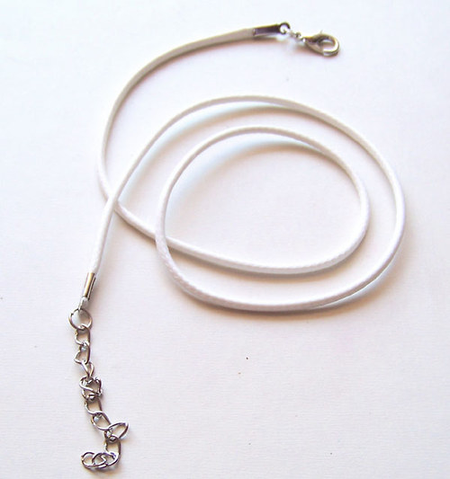 Bavlněná šňůrka LUX/ bílá/ 42cm, tl. 2mm/ 1ks