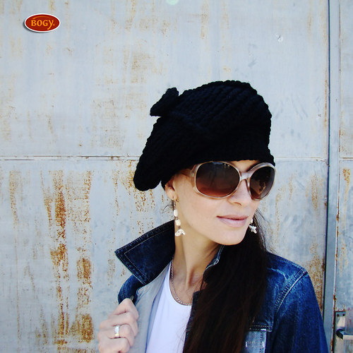 Háčkovaný teplý baret - black — foto 1