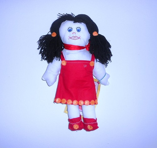 Adoptuj panenku a zachráníš dítě — foto 1