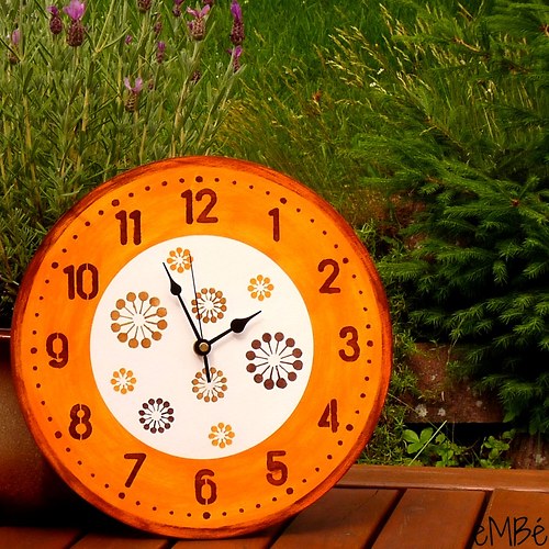 Hodiny... Do oranžova laděné... — foto 1