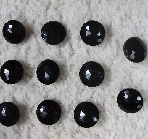 Skleněné knoflíky - 9 ks — foto 1