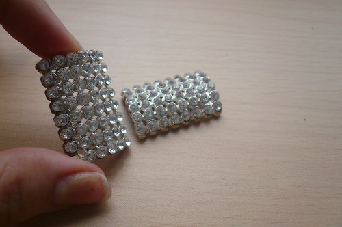 Spony — foto 1