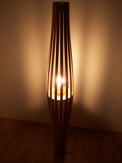 Lampa dřevěná dubová — foto 1