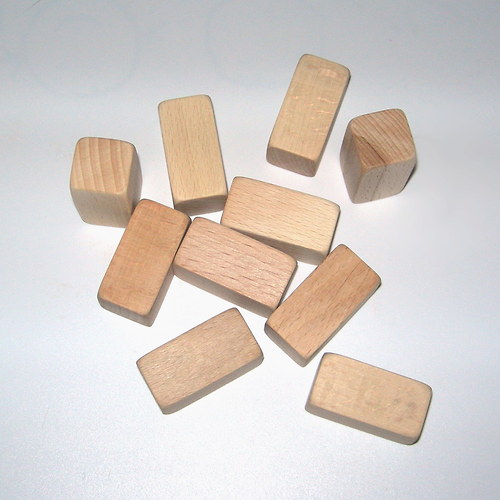 Dřevěné kostky na hraní 2x2x4 — foto 1