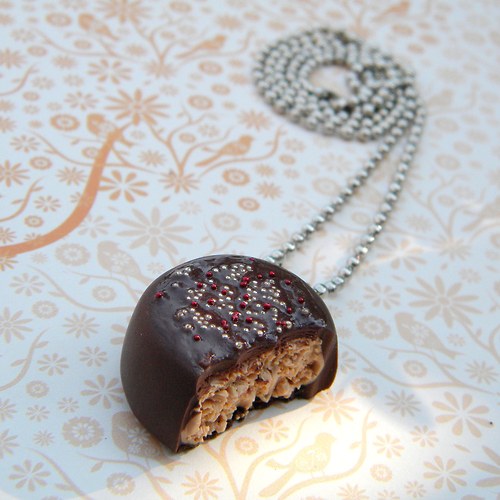 Bonbon na krk — foto 1