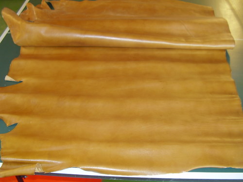 Kůže - cena za kus 75x160cm — foto 1