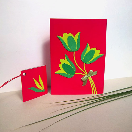 Tulící se tulipánky — foto 1